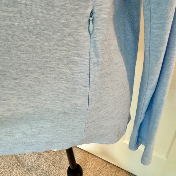 Maui Water Wear light weight zip up jacket, L, EUC, lt blue, UPF 50+, Maui logo - Picture 8 of 12